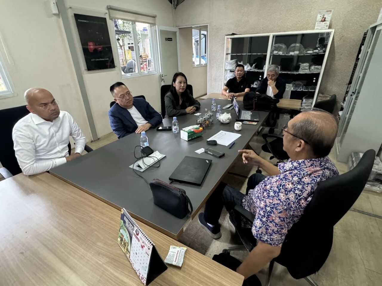 米奥兰特总裁方欢胜亲赴印尼深化本地合作,赋能渠道布局并慰问一线团队 米奥兰特总裁方欢胜亲赴印尼深化本地合作,赋能渠道布局并慰问一线团队